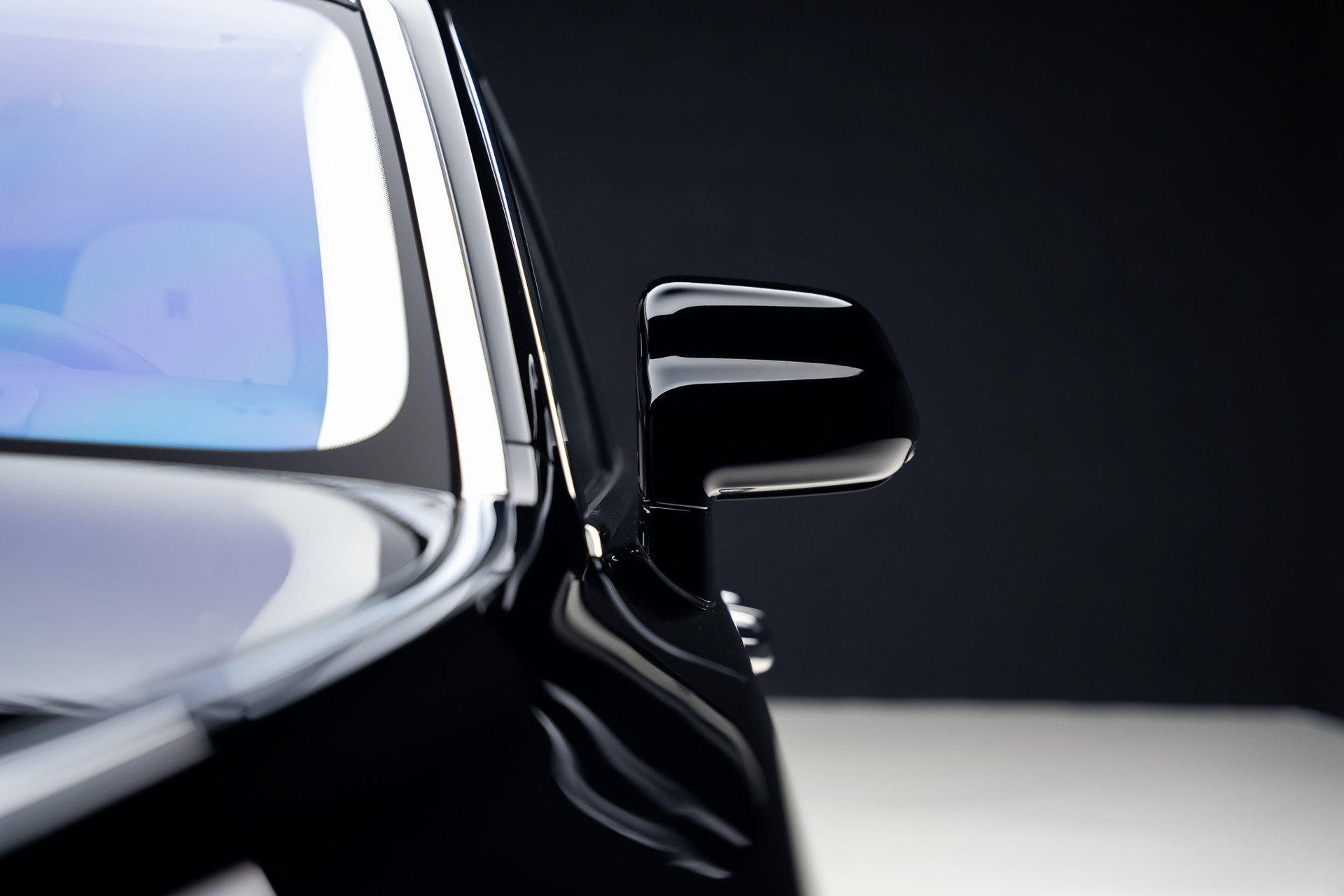 Used 2024 Rolls-Royce Phantom Extended Wheelbase RWD image 16