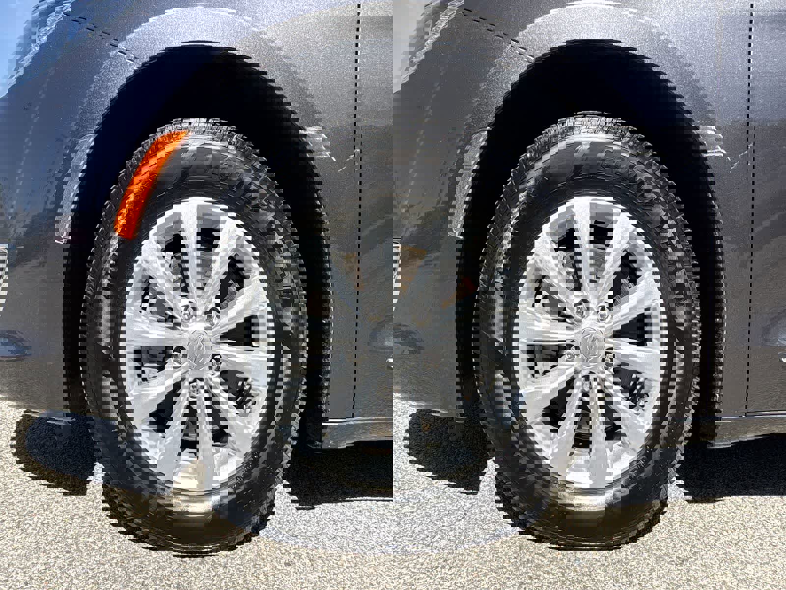 Used 2019 Chrysler Pacifica Touring-L image 20