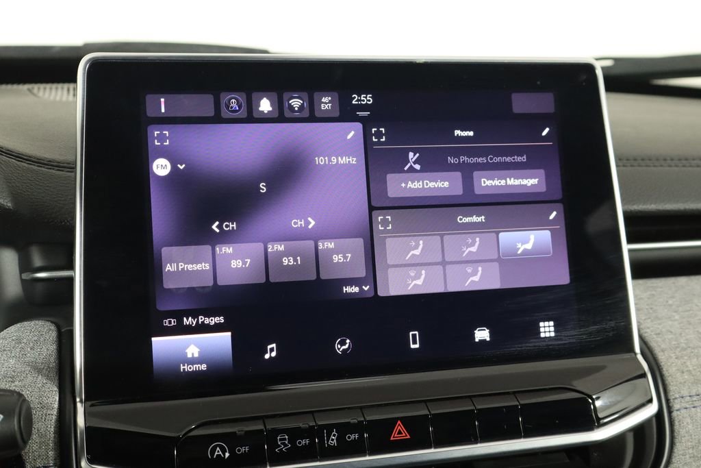 Used 2024 Jeep Compass Latitude image 30