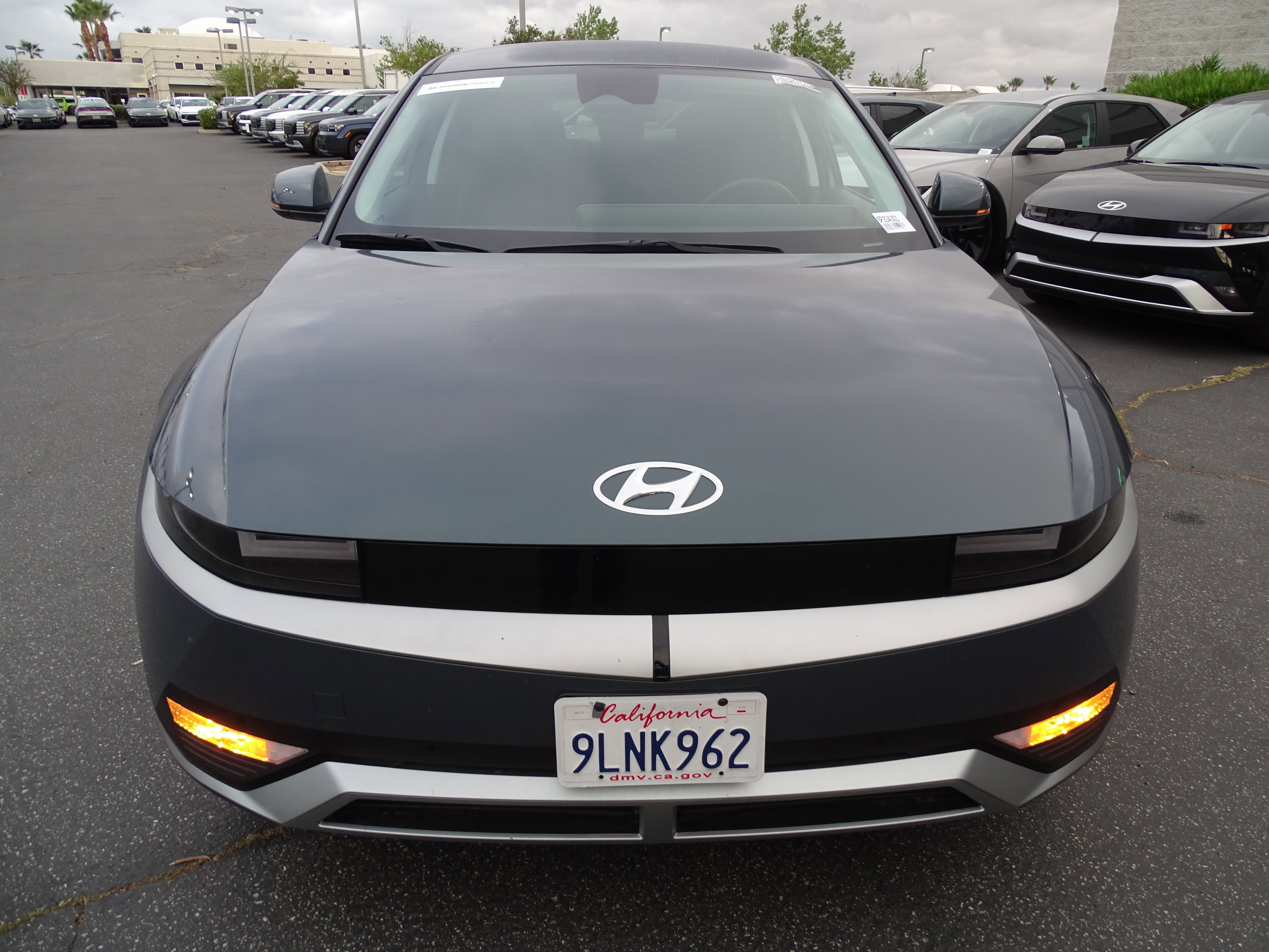 Used 2024 Hyundai Ioniq 5 SEL image 2