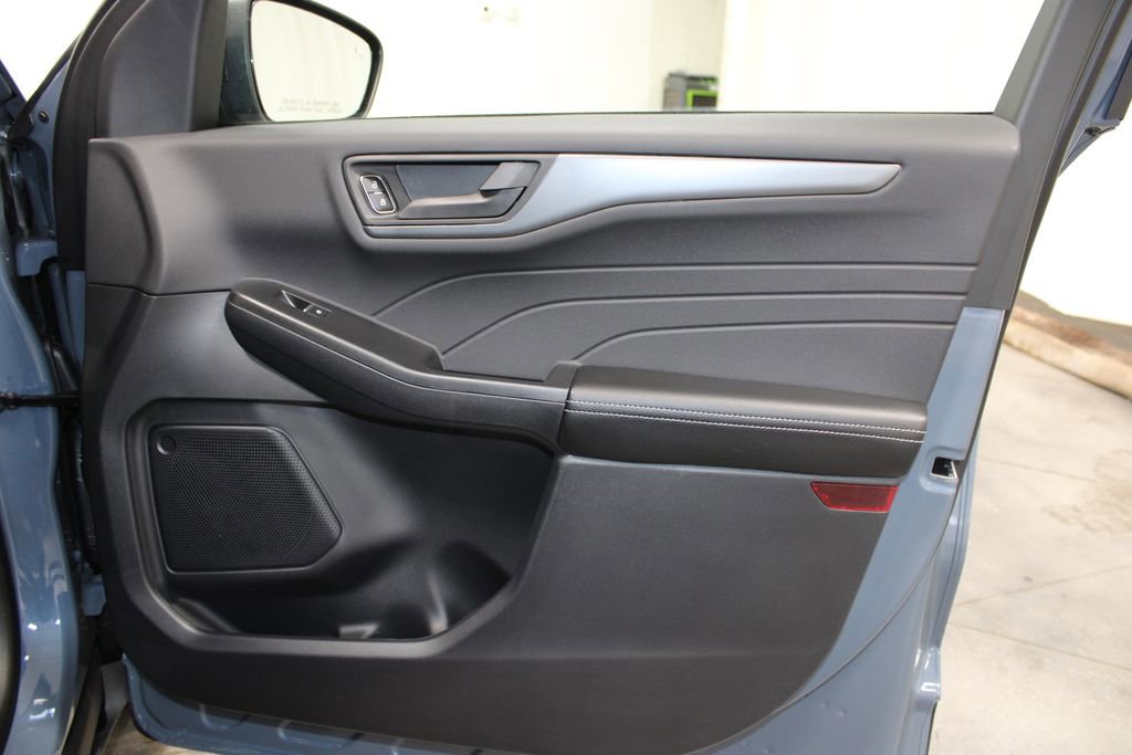 New 2026 Ford Escape Active image 31