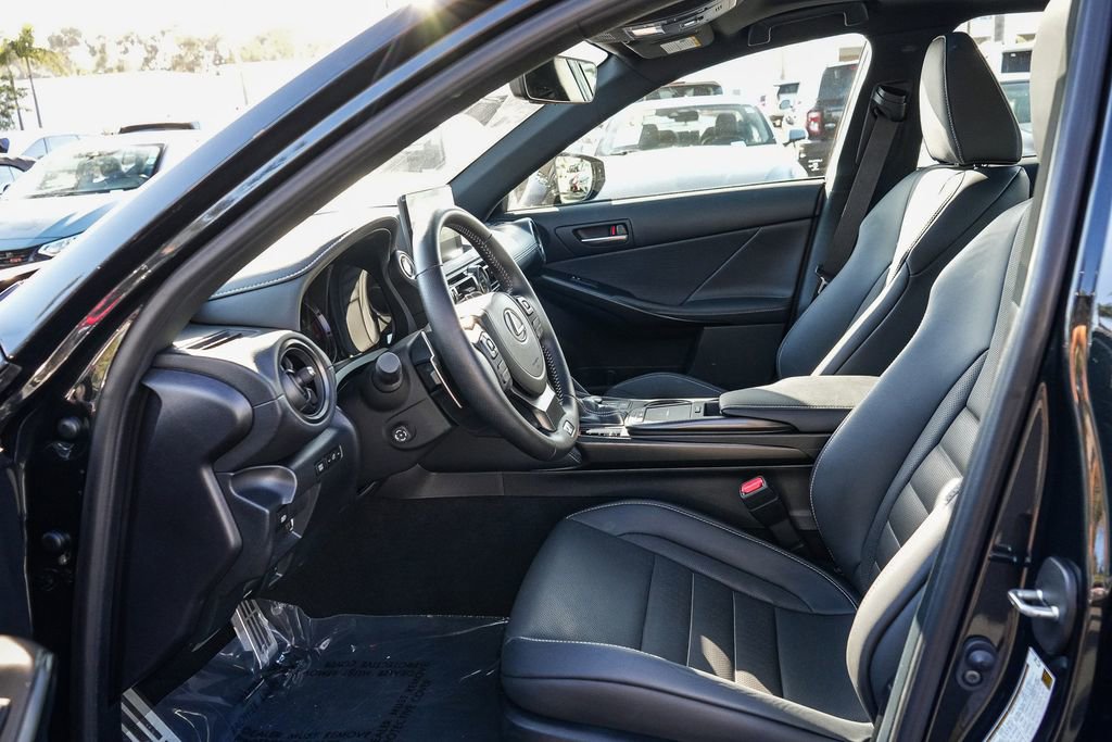 Used 2025 Lexus IS 350 F Sport RWD image 18