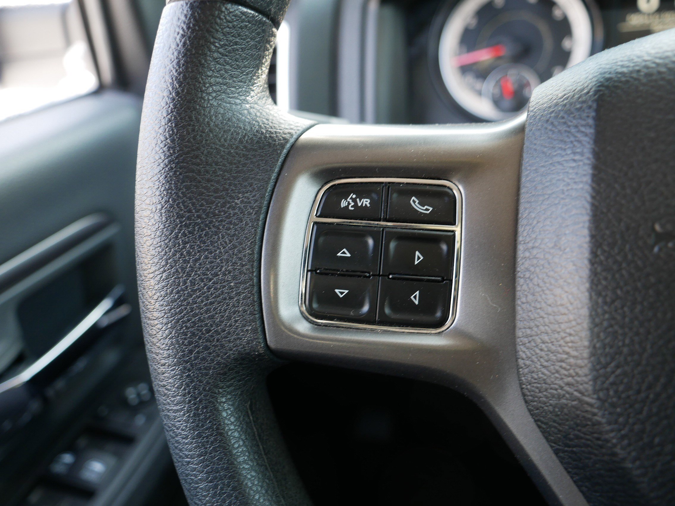 Certified 2024 RAM 1500 Classic SLT image 28