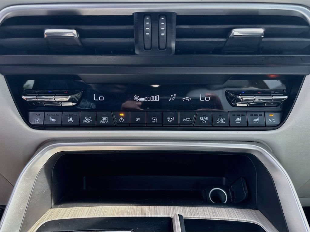 Certified 2024 MAZDA CX-90 Plug-In Hybrid w/ Premium Plus AWD/4WD image 16