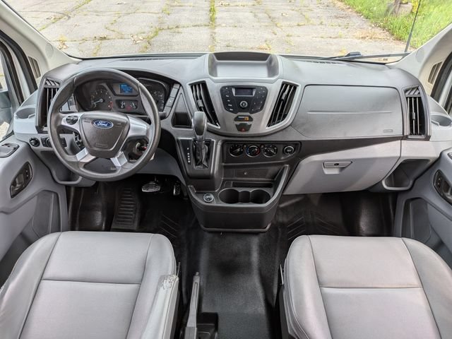 Used 2018 Ford Transit 250 130 Medium Roof RWD image 12