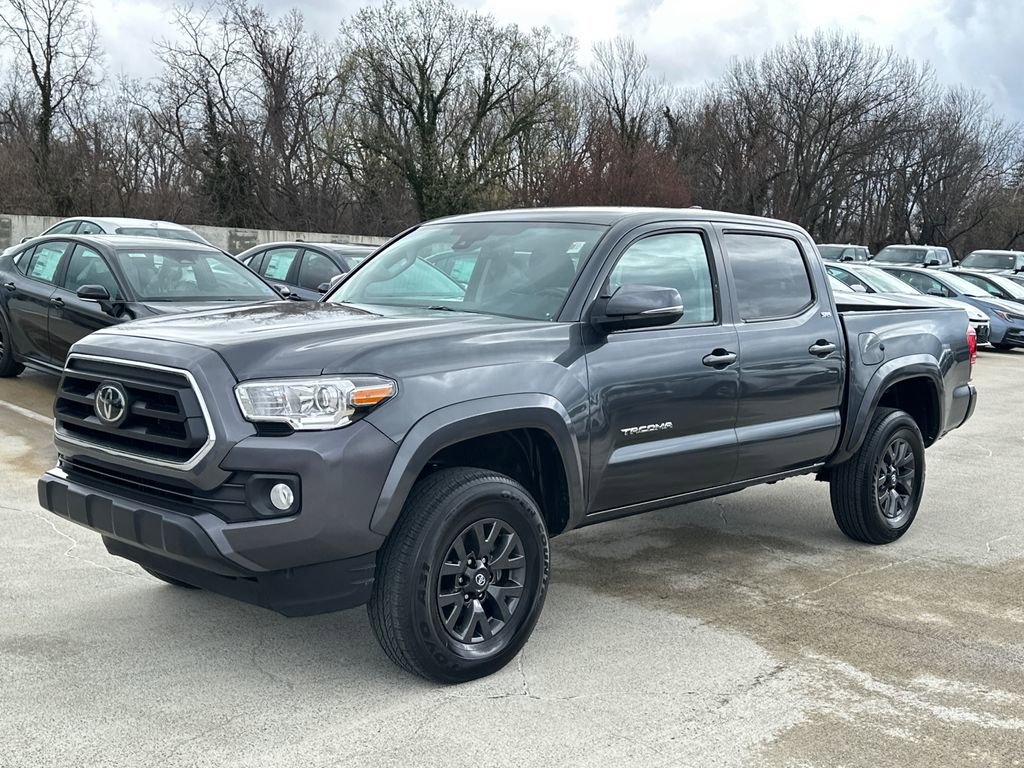 Used 2023 Toyota Tacoma SR5 w/ Technology Package image 2