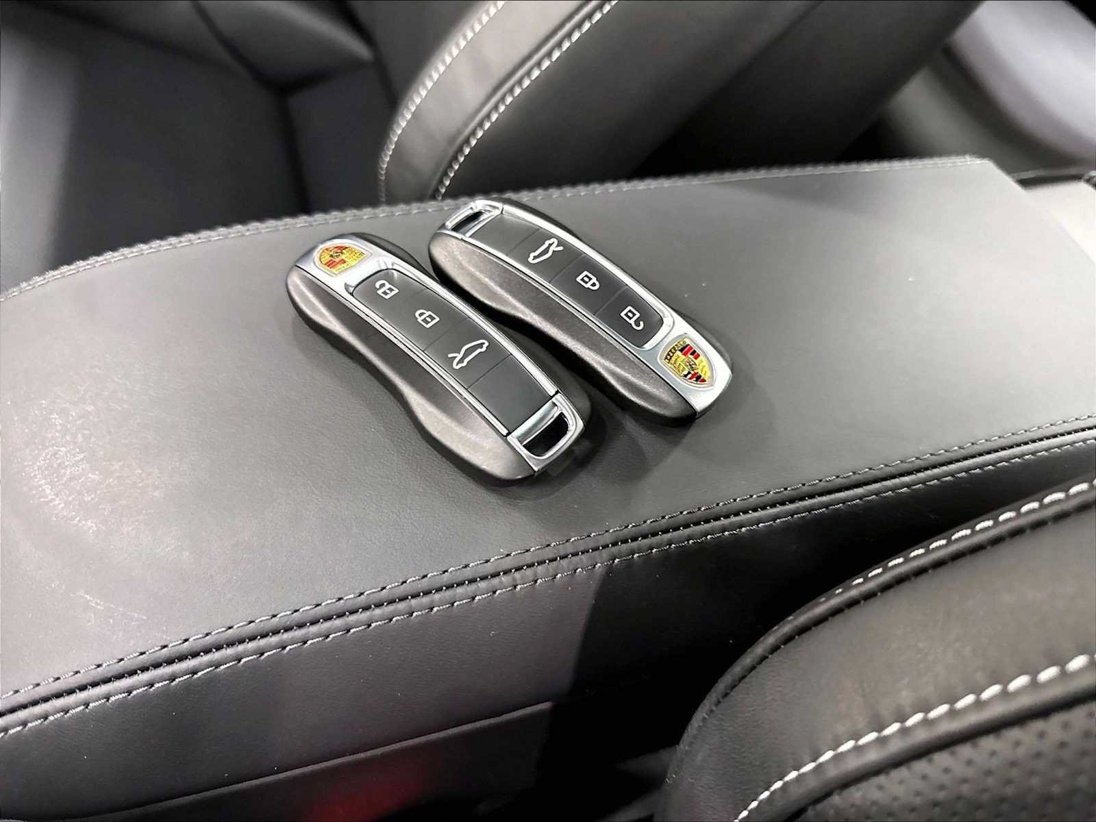 Used 2026 Porsche 911 Carrera S RWD image 38