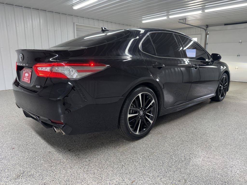Used 2019 Toyota Camry XSE FWD image 6