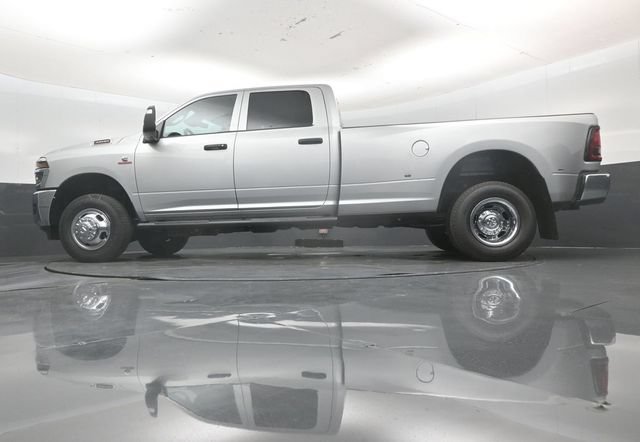 New 2026 RAM 3500 Tradesman AWD/4WD image 48