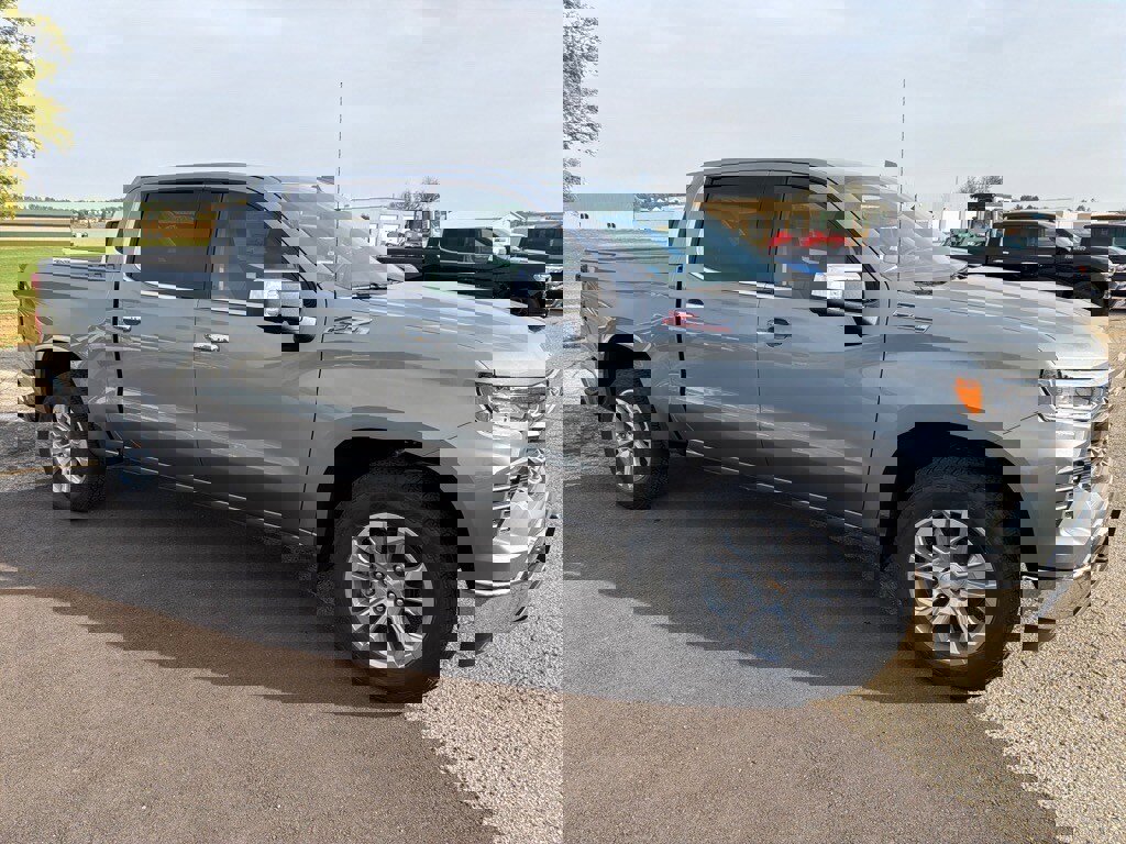 New 2026 Chevrolet Silverado 1500 LTZ video 1