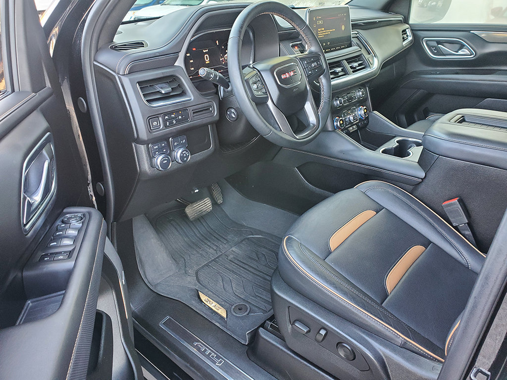 Used 2023 GMC Yukon AT4 w/ LPO, Floor Liner Package AWD/4WD image 11