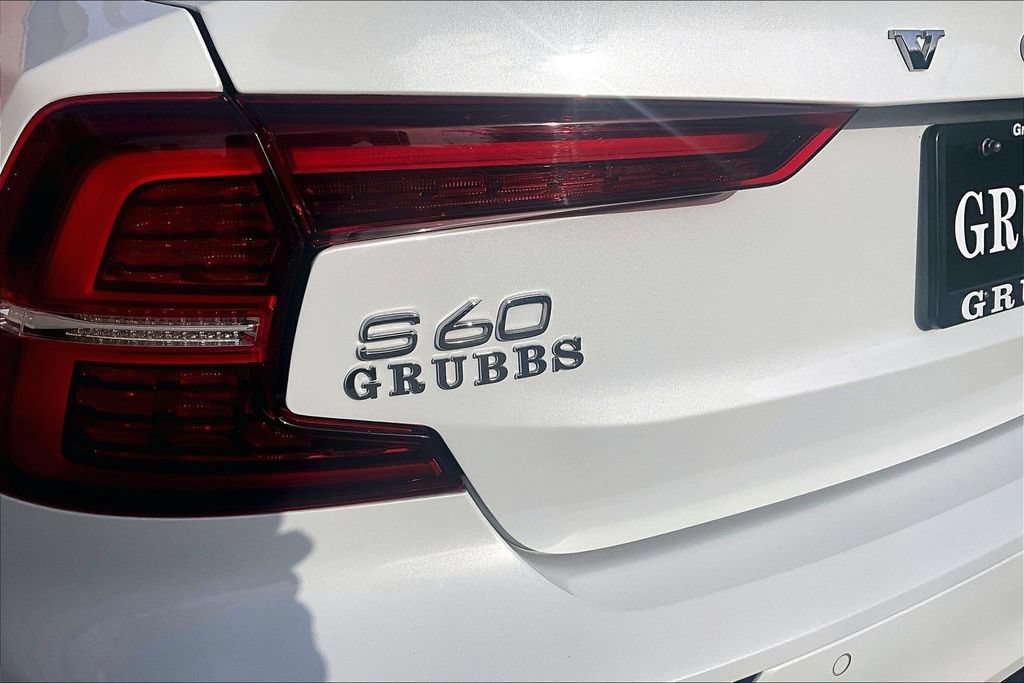 Used 2021 Volvo S60 T5 Momentum FWD image 44