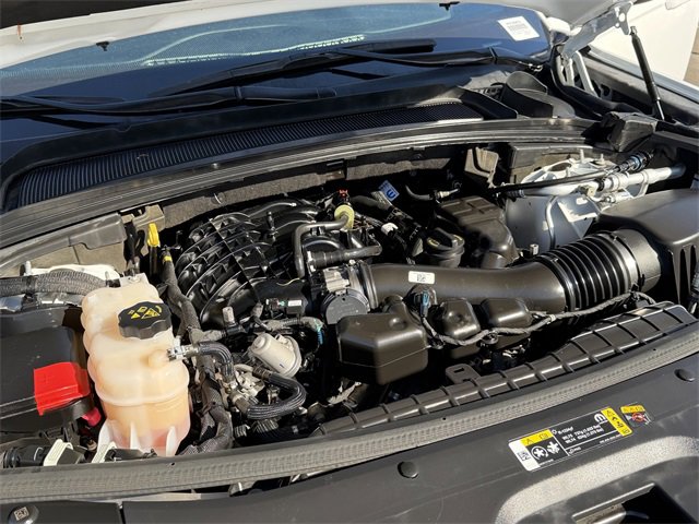 Used 2023 Jeep Grand Cherokee L Laredo image 26