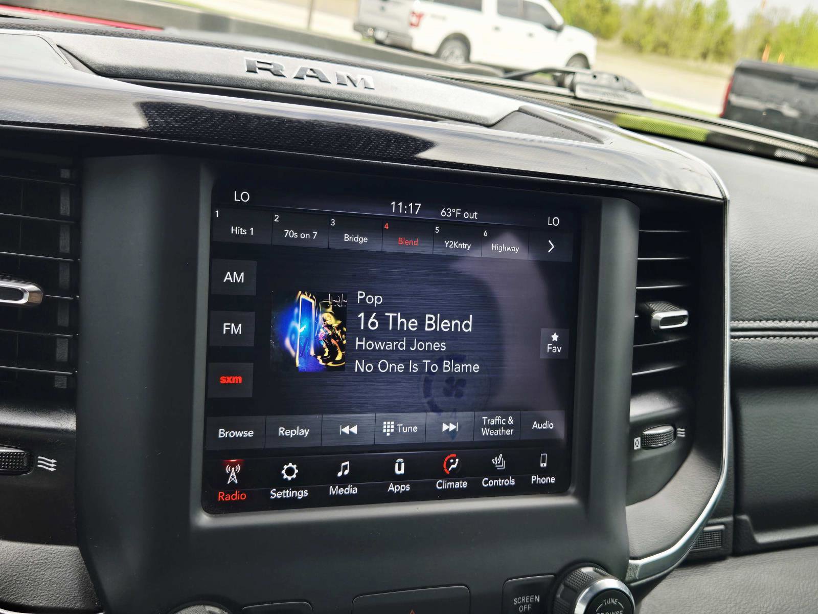 Used 2021 RAM 1500 Laramie w/ Sport Appearance Package image 28