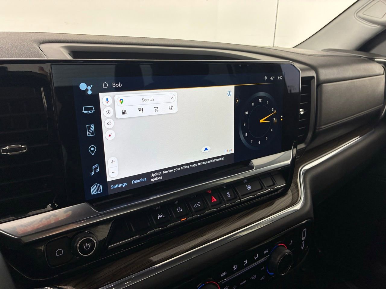 Used 2024 Chevrolet Silverado 1500 LT image 15