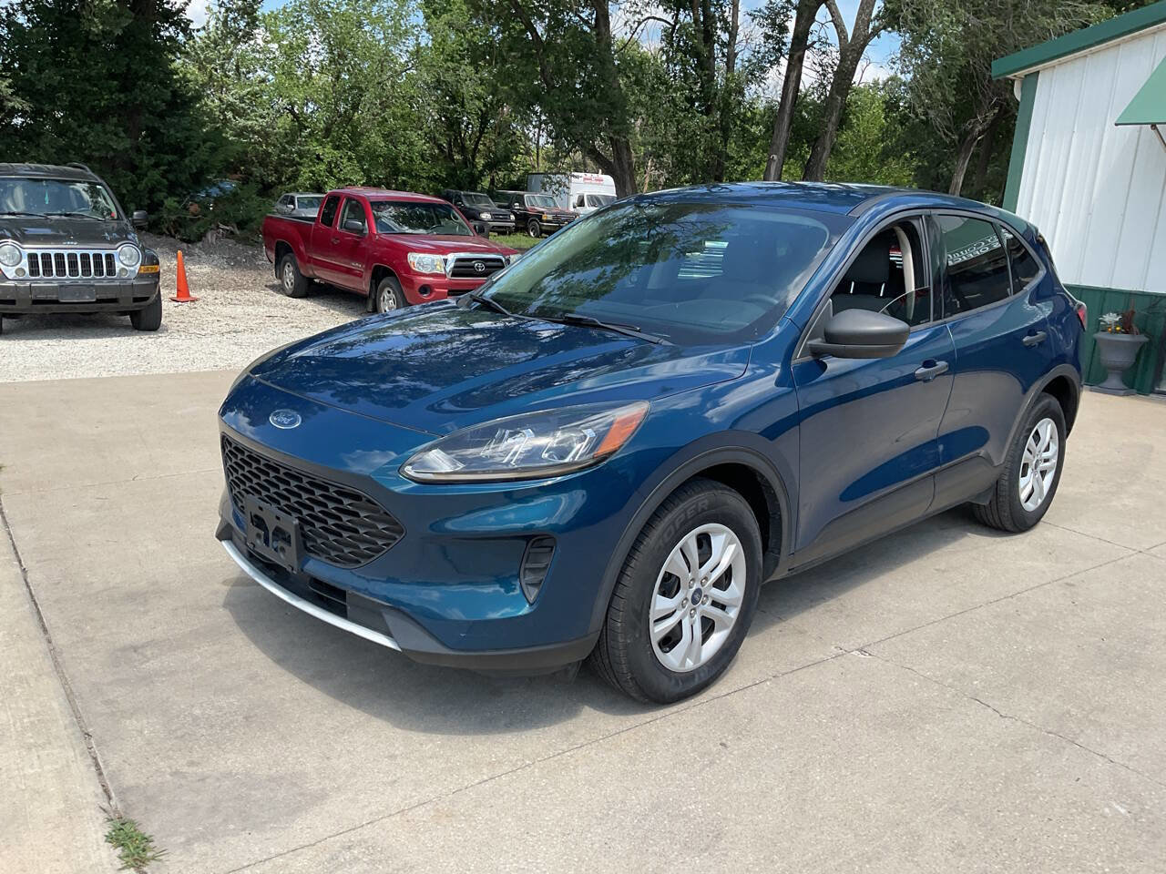 Used 2020 Ford Escape S image 5