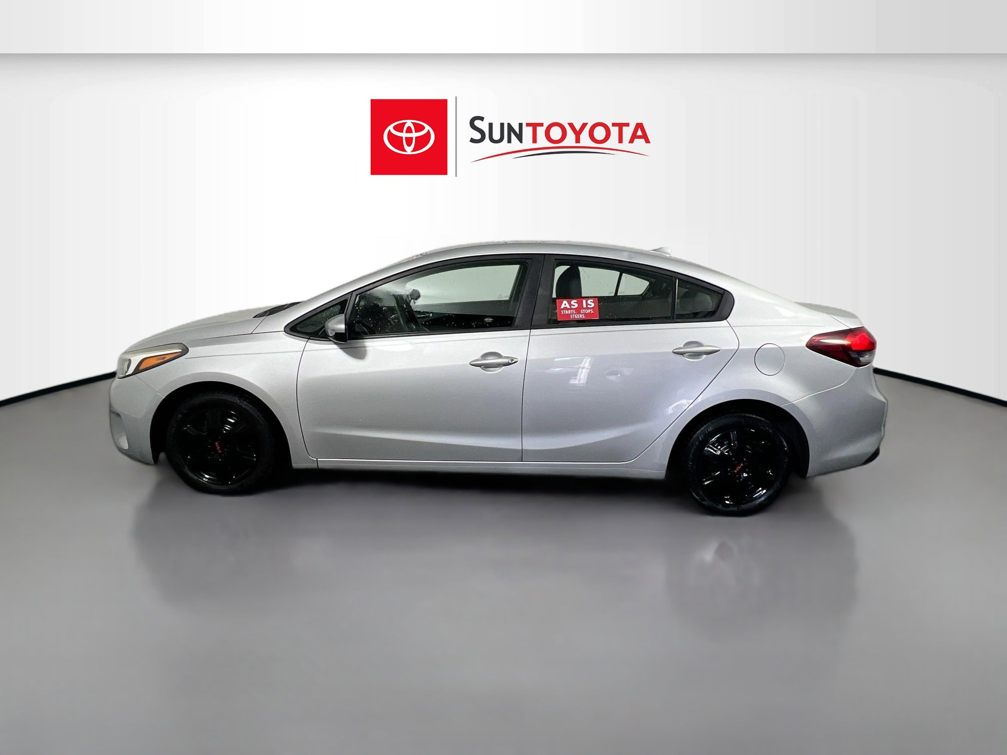 Used 2017 Kia Forte LX FWD image 7