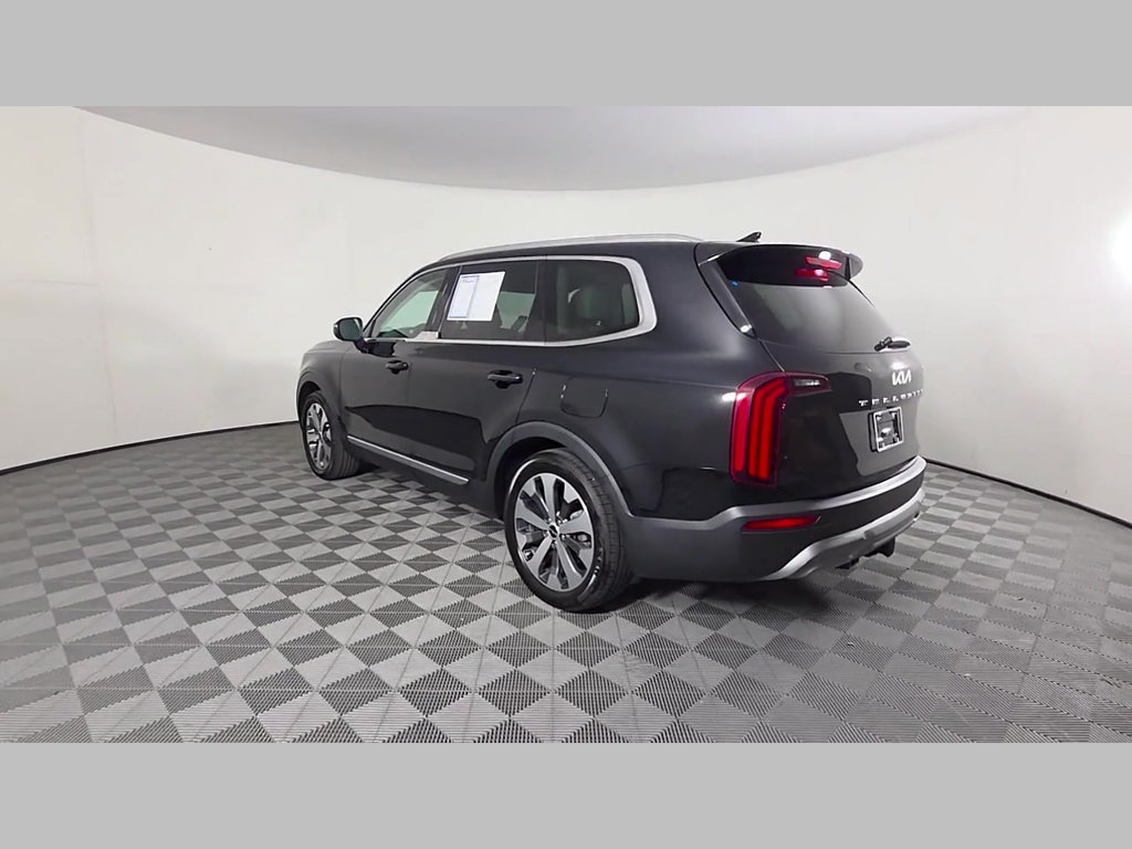 Used 2022 Kia Telluride EX w/ EX Premium Package FWD image 45