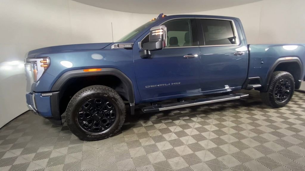 New 2025 GMC Sierra 2500 Denali w/ Denali Reserve Package image 7