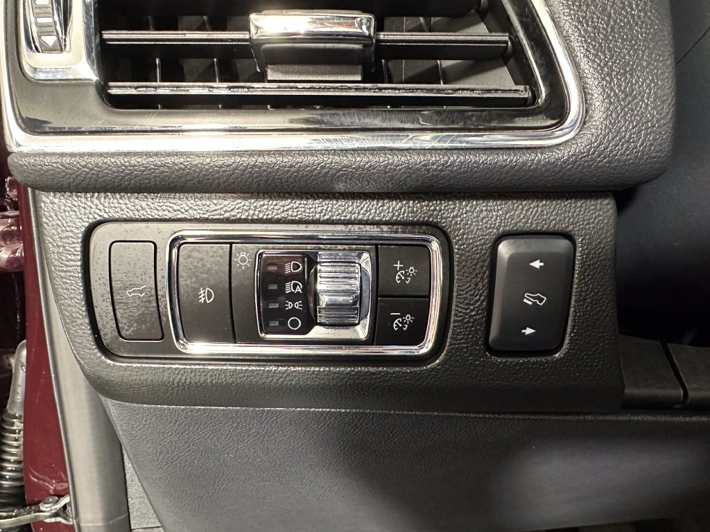 Used 2024 Lincoln Navigator L Reserve AWD/4WD image 28