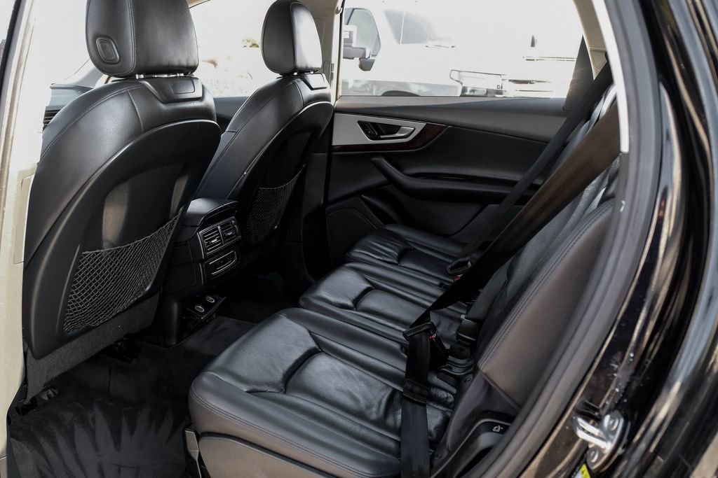 Used 2017 Audi Q7 2.0T Premium image 35