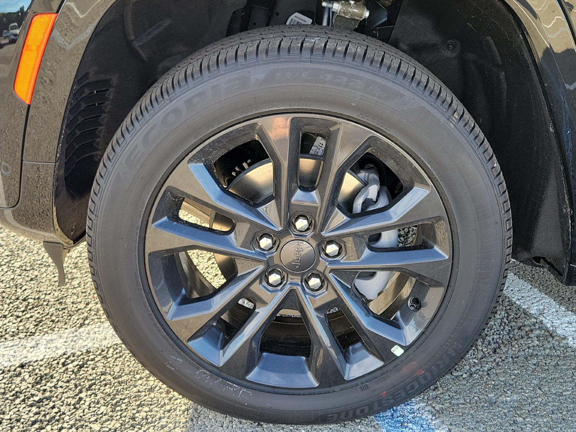New 2026 Jeep Grand Cherokee Limited AWD/4WD image 22