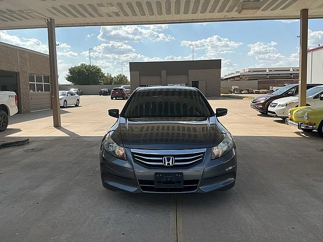 Used 2011 Honda Accord EX-L image 2