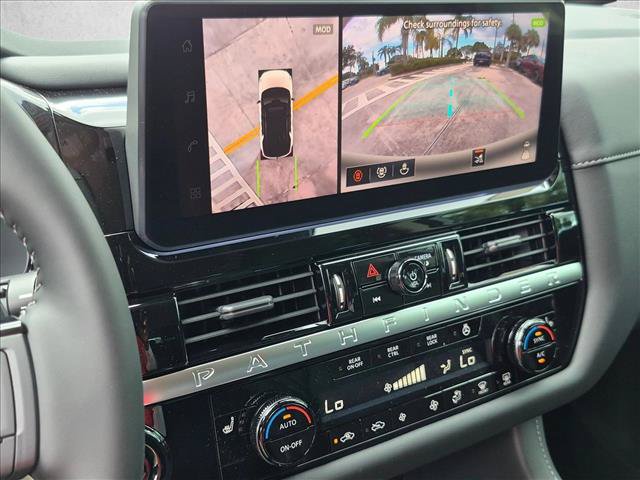 New 2026 Nissan Pathfinder SL FWD image 12