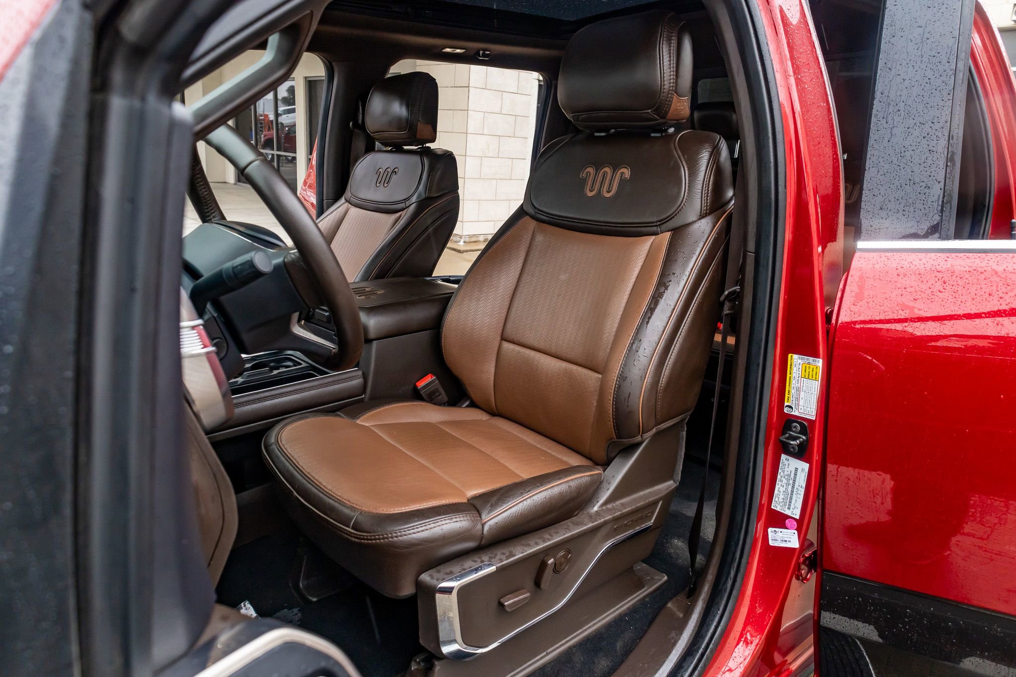 Used 2024 Ford F250 King Ranch w/ FX4 Off-Road Package image 27