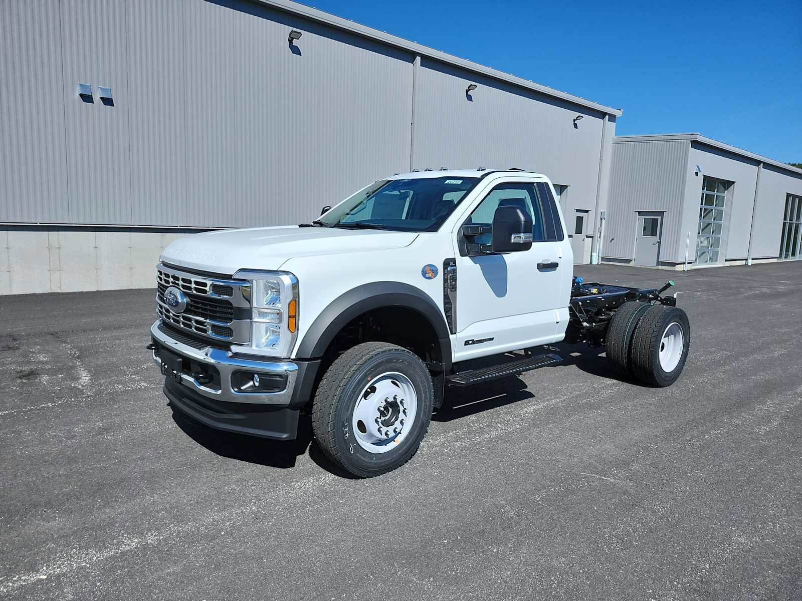 New 2026 Ford F600 4x4 Regular Cab Super Duty image 1