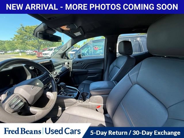Used 2024 Chevrolet Colorado Trail Boss w/ Advanced Trailering Package AWD/4WD image 10