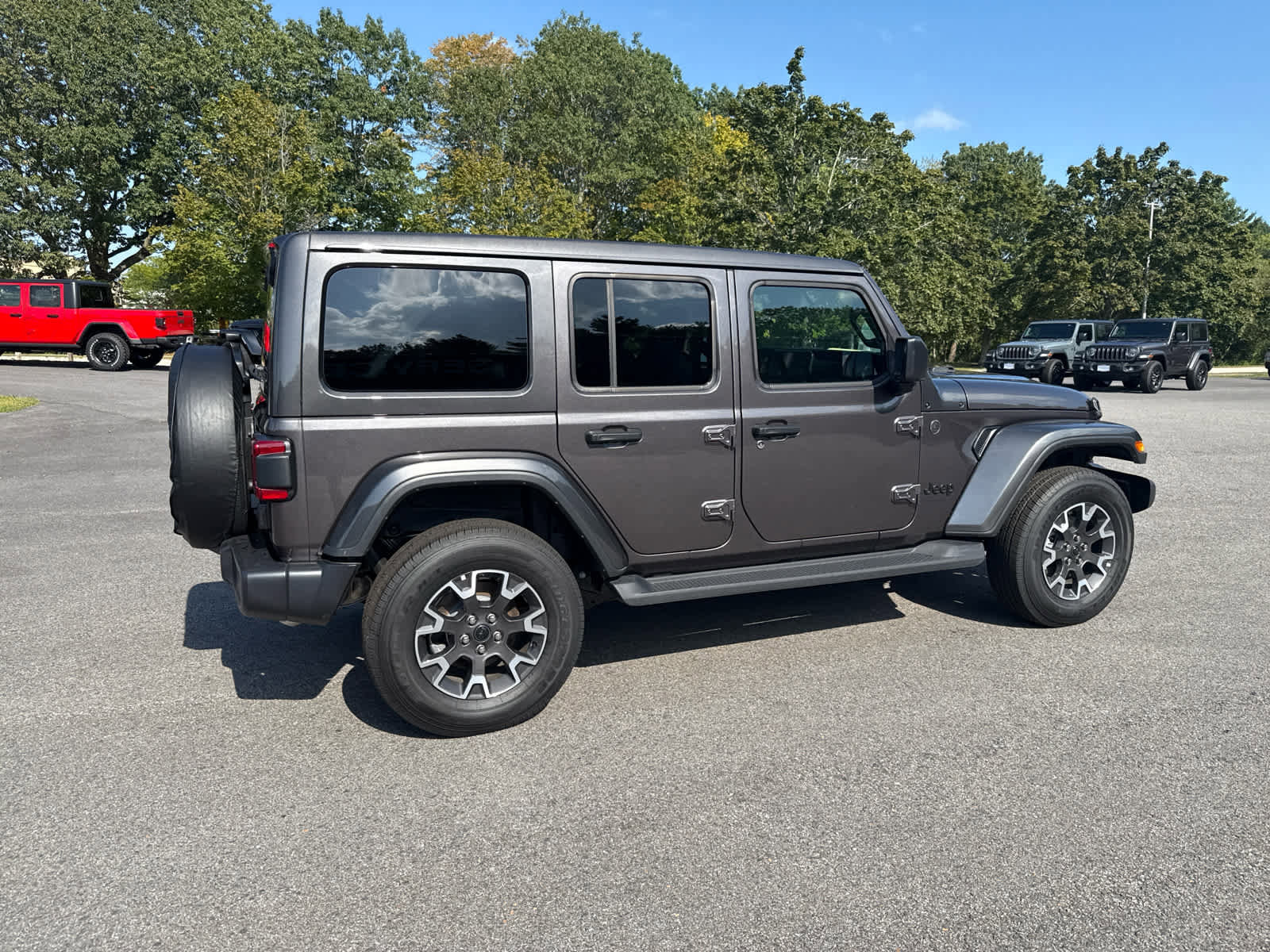 New 2025 Jeep Wrangler Sahara w/ Safety Group image 10