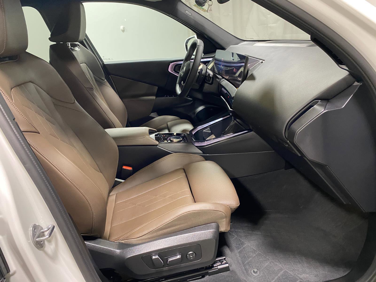 Certified 2025 BMW X3 xDrive30i w/ Convenience Package image 13