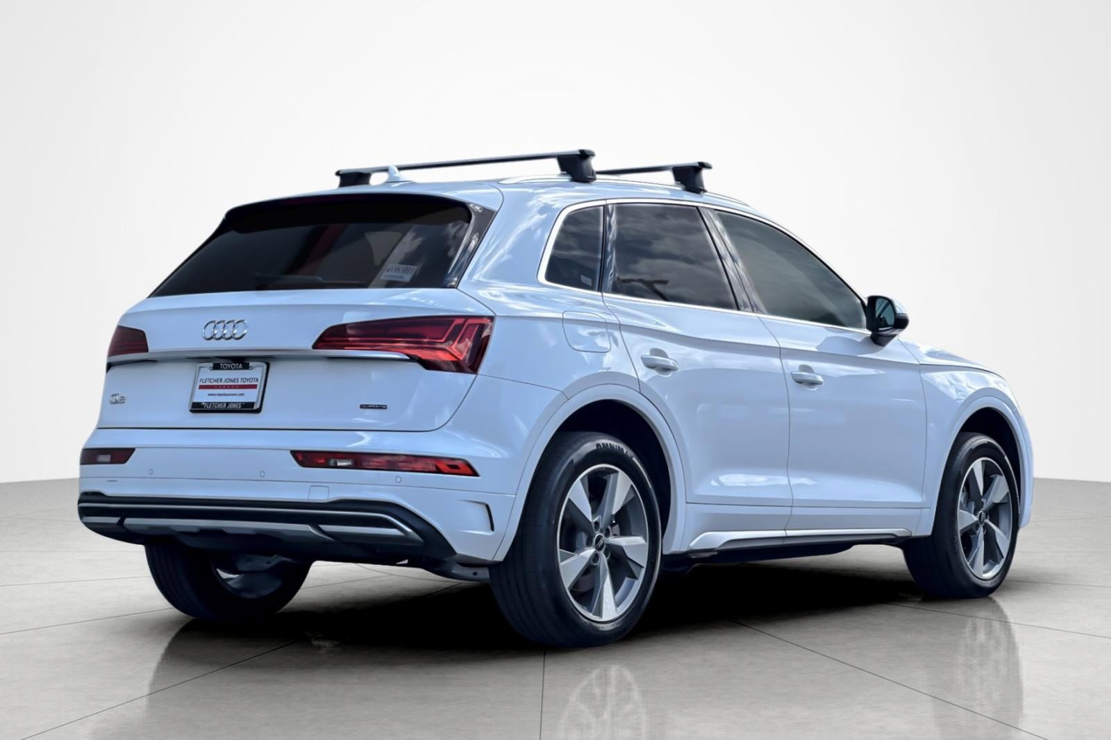 Used 2023 Audi Q5 2.0T Premium Plus w/ Premium Plus Package AWD/4WD image 5