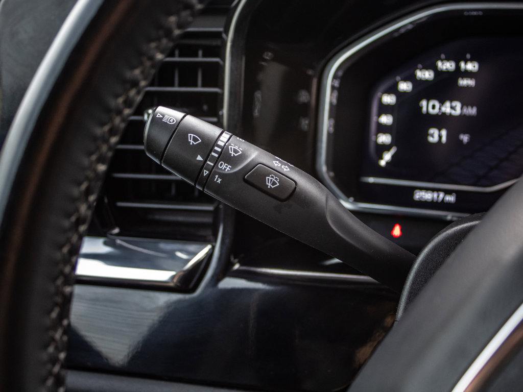 Used 2023 GMC Sierra 1500 Elevation image 26