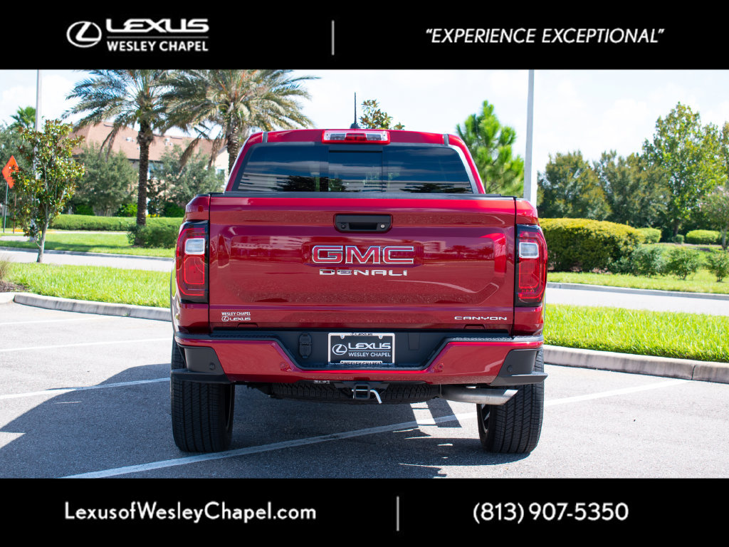 Used 2026 GMC Canyon Denali AWD/4WD image 5