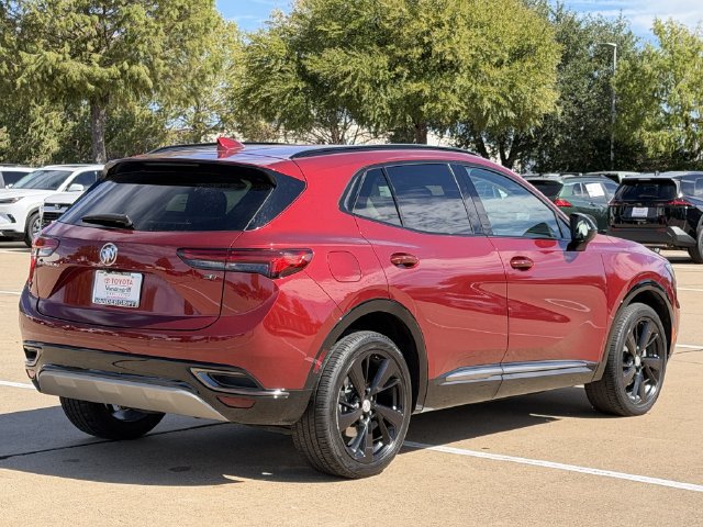 Used 2021 Buick Envision Essence w/ Sport Touring Package FWD image 4