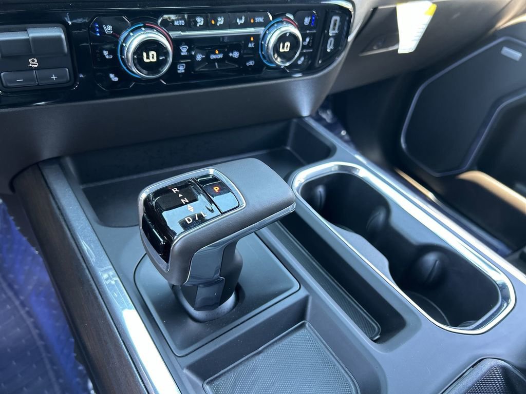 Used 2025 GMC Sierra 1500 SLT w/ SLT Premium Plus Package AWD/4WD image 16