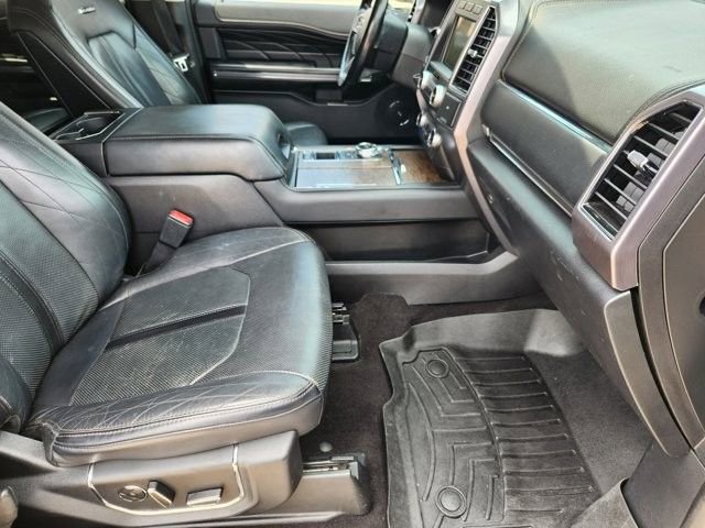 Used 2019 Ford Expedition Max Platinum RWD image 12