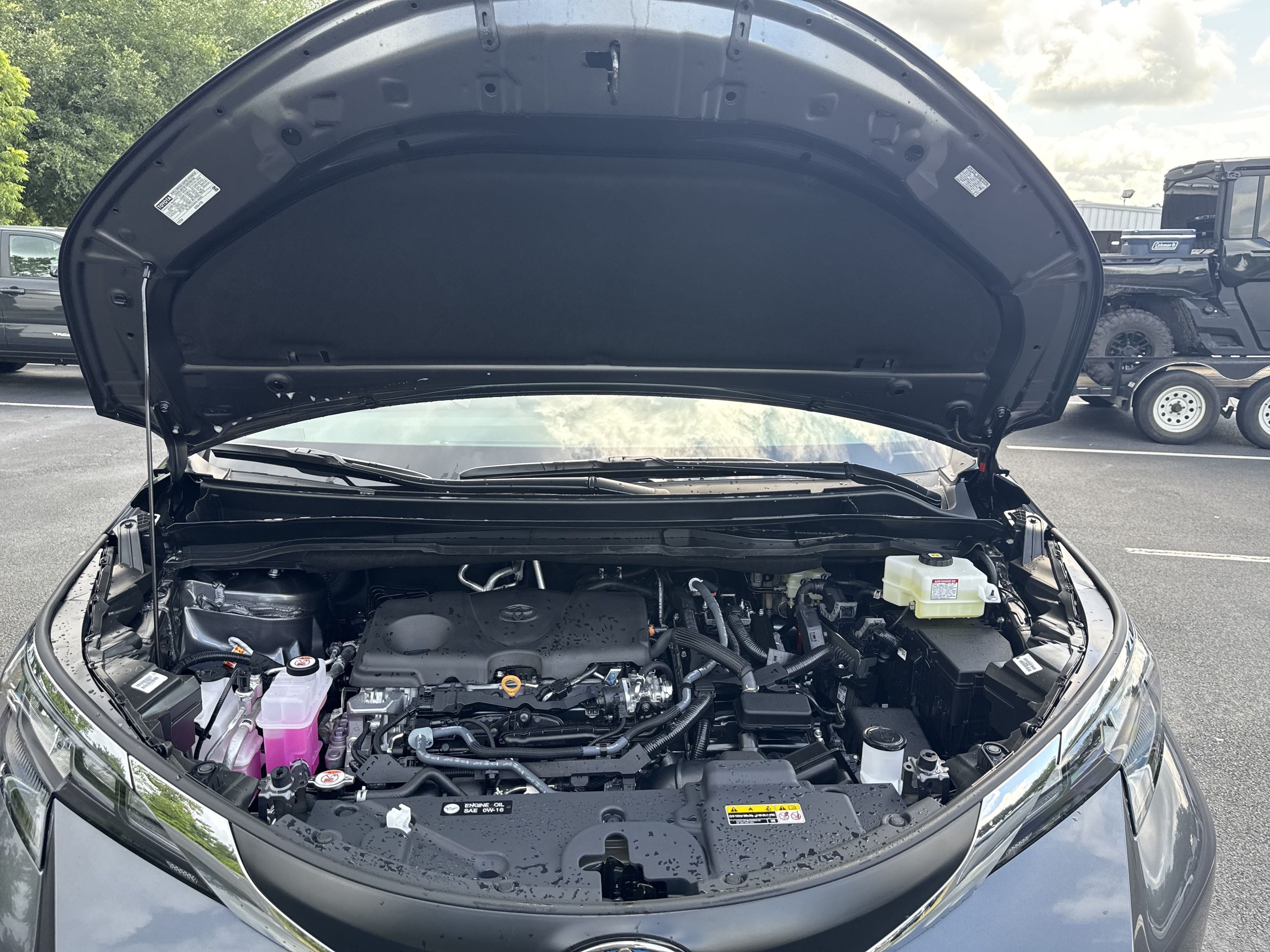 New 2025 Toyota Sienna XLE w/ XLE Plus Package FWD image 45