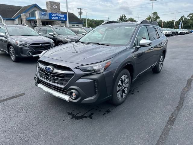 Used 2025 Subaru Outback Touring XT w/ Tech Package 3 image 4