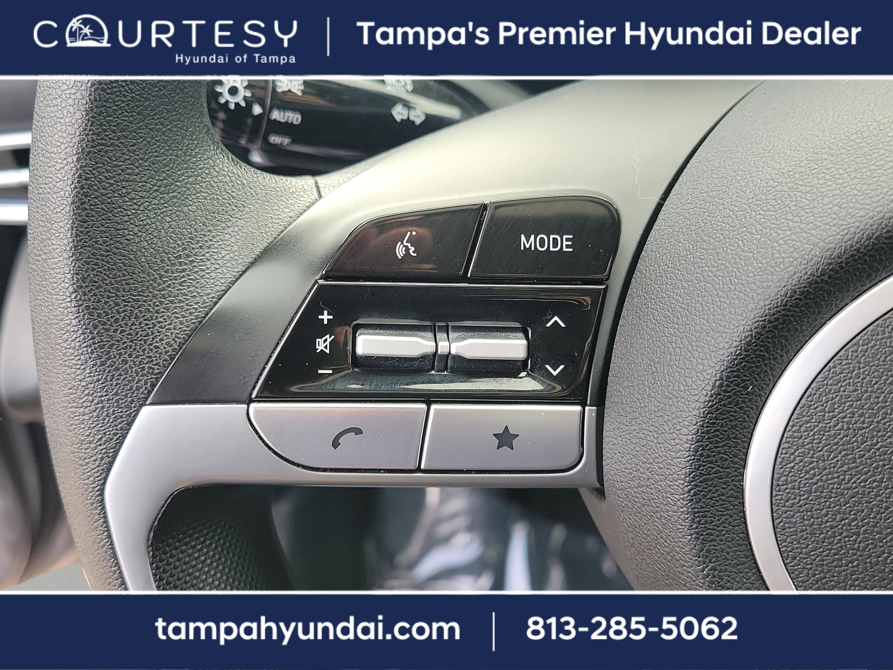 Certified 2024 Hyundai Elantra SEL image 18