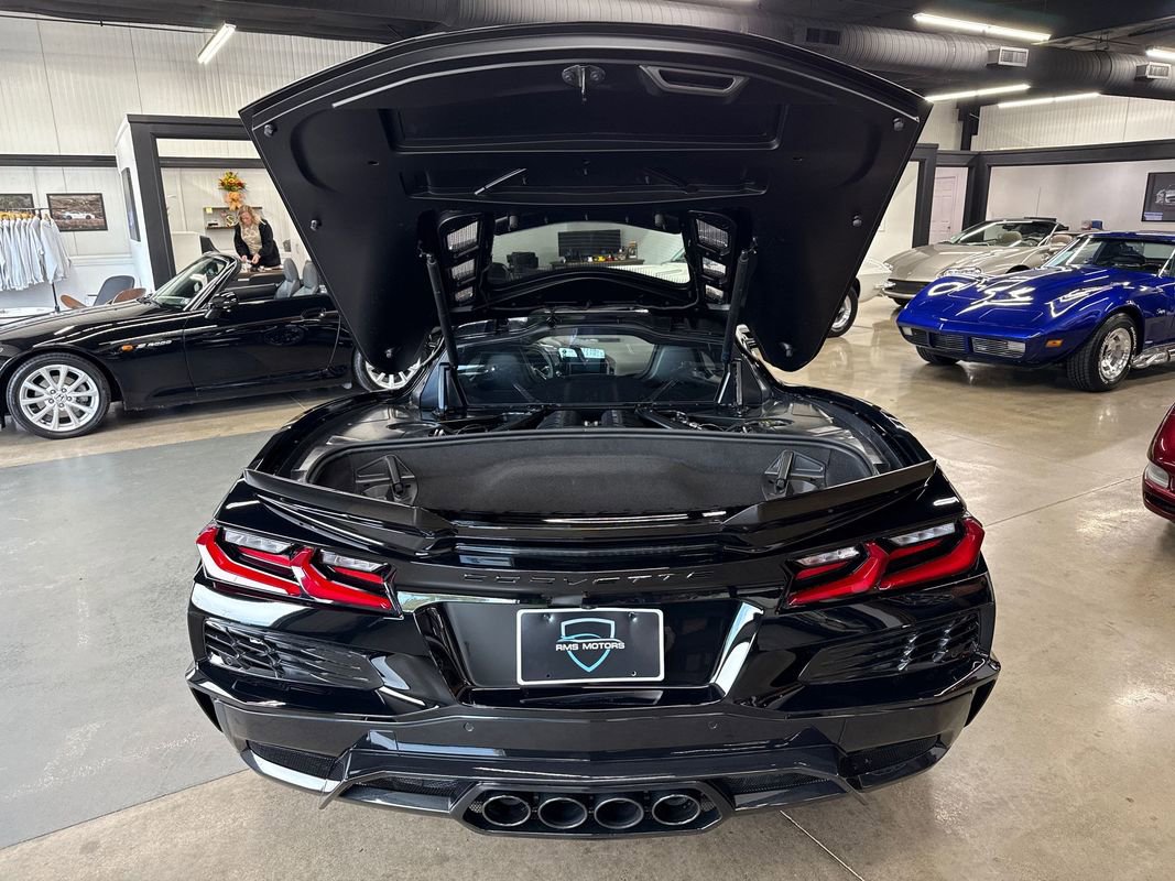 Used 2025 Chevrolet Corvette Z06 image 70