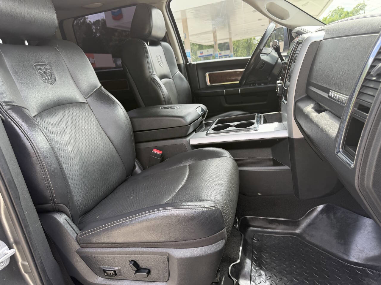 Used 2012 RAM 2500 Laramie AWD/4WD image 6