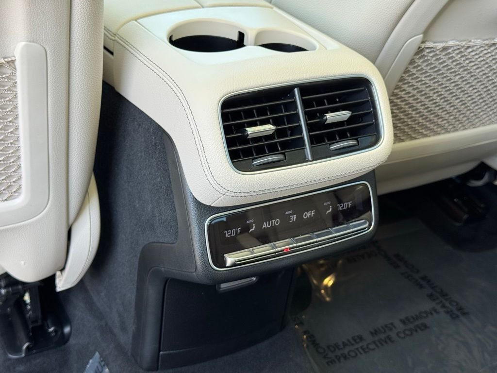 Used 2026 Mercedes-Benz GLS 450 4MATIC image 41