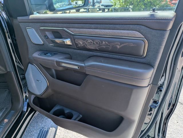 Used 2025 RAM 1500 Limited AWD/4WD image 28