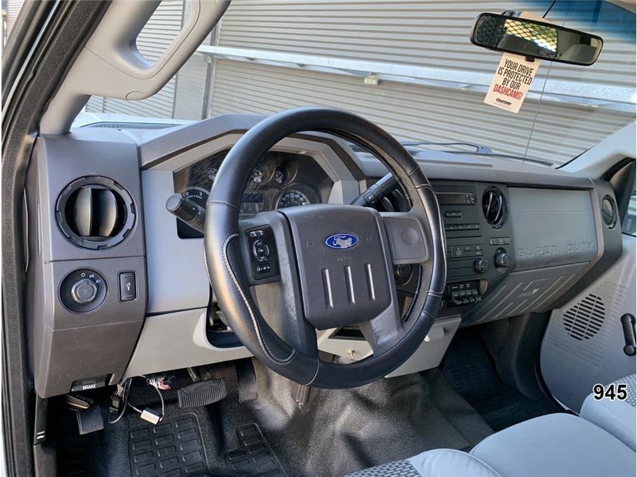 Used 2011 Ford F550 4x4 Crew Cab Super Duty w/ Payload Upgrade Pkg image 26