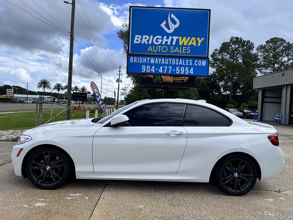 Used 2017 BMW M240i Coupe RWD image 2