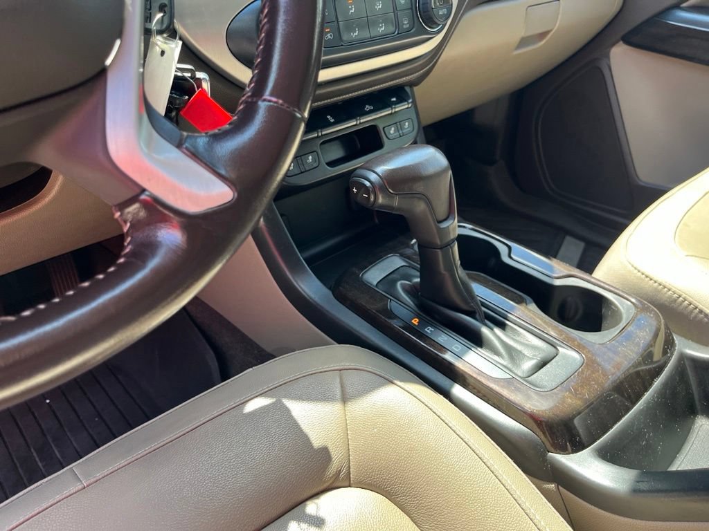Used 2017 GMC Canyon SLT w/ Trailering Package RWD image 19