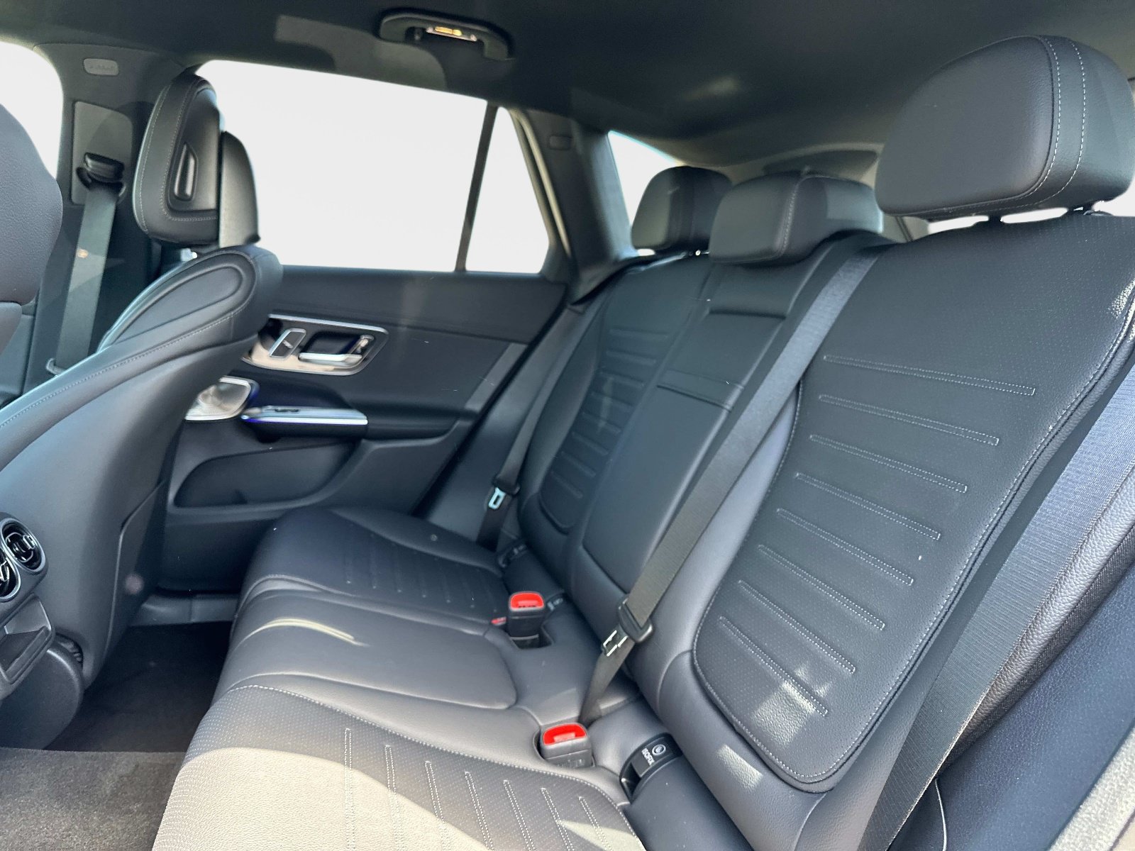 New 2025 Mercedes-Benz GLC 350e 4MATIC image 14
